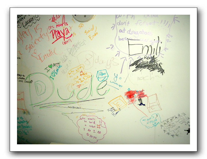 Emilie's Room 03-05 021