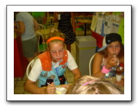 Emilie & Friends 011