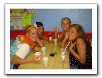 Emilie & Friends 012