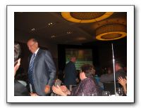Howard Shultz - Award in Dallas 010