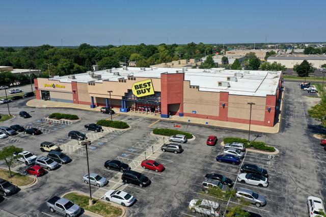 Best Buy | Planet Fitness Net Lease RE