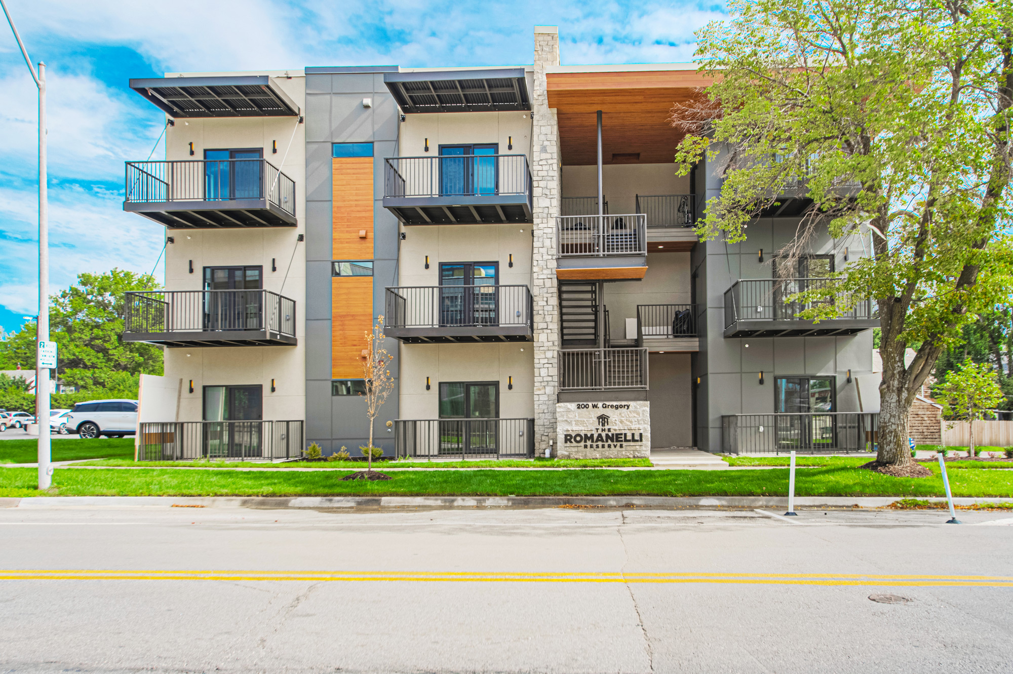Romanelli Reserve Apartments