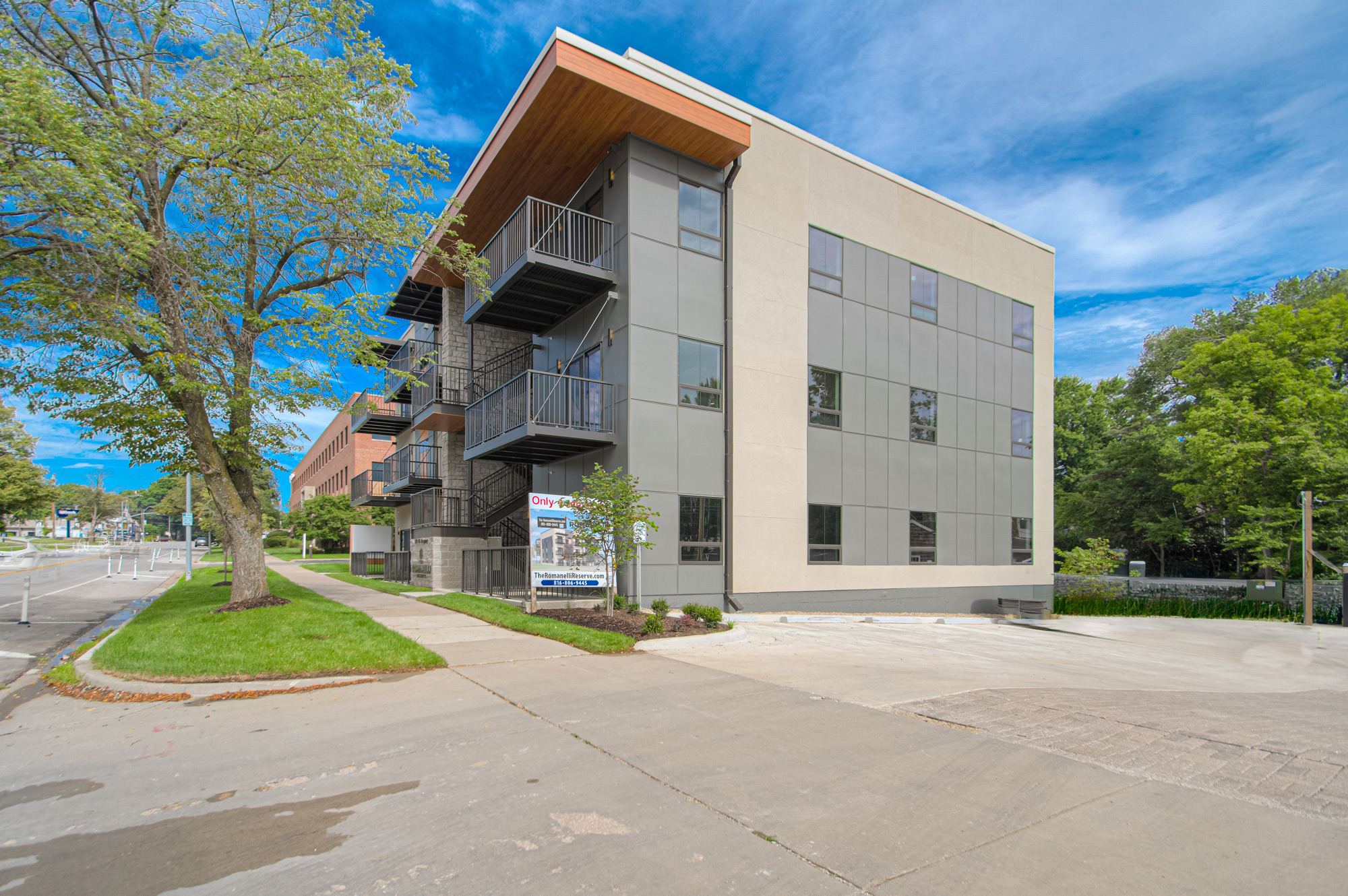 Romanelli Reserve Apartments